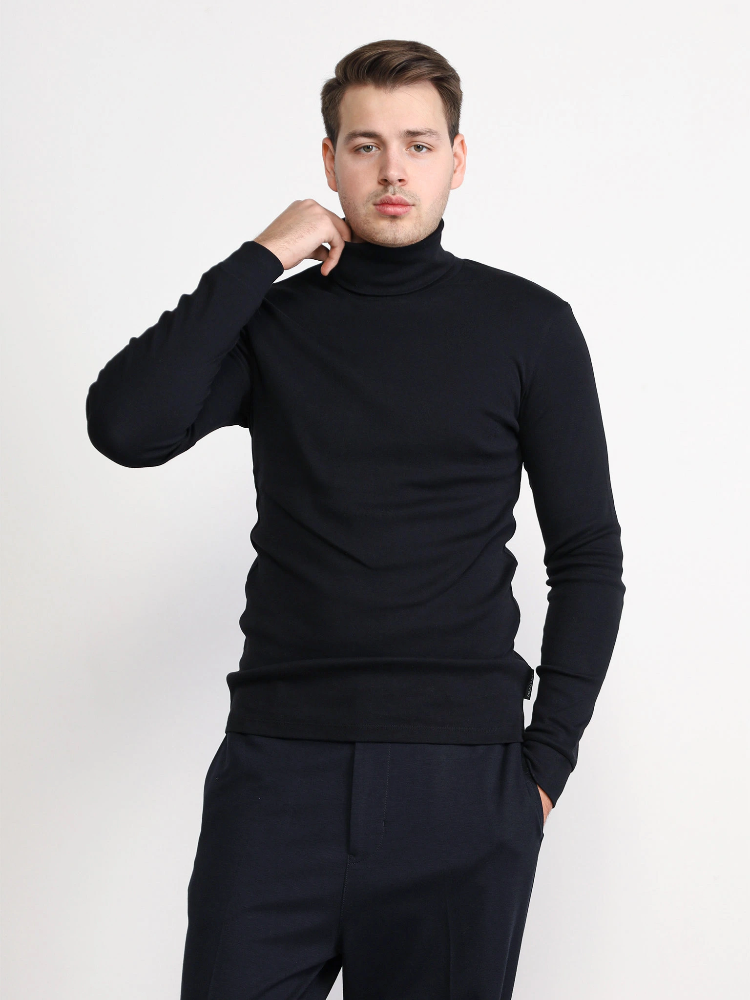 Водолазка черного цвета из хлопка